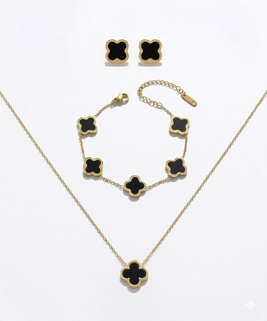 Black Clover Jewelry Set