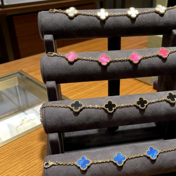 Clover Motif Bracelets