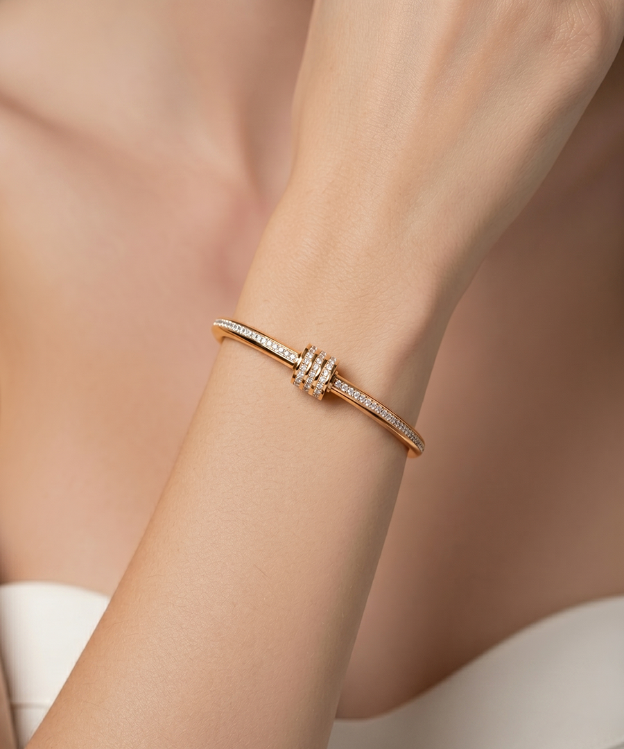 Pave-set Zircons Hinged Bangle Bracelet