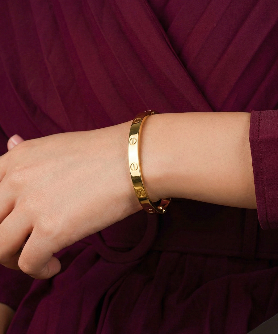 Gold Eternity Bracelet