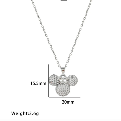 Silver Minnie necklace showing the dimensions. 