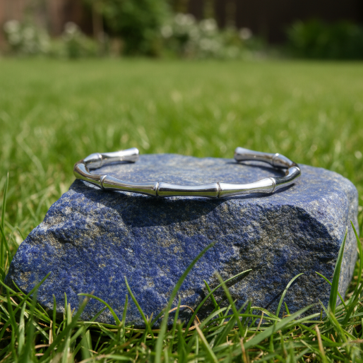 Its elegant and natural inspired aesthetic makes it a versatile accessory suitable for both casual and more formal occasions.