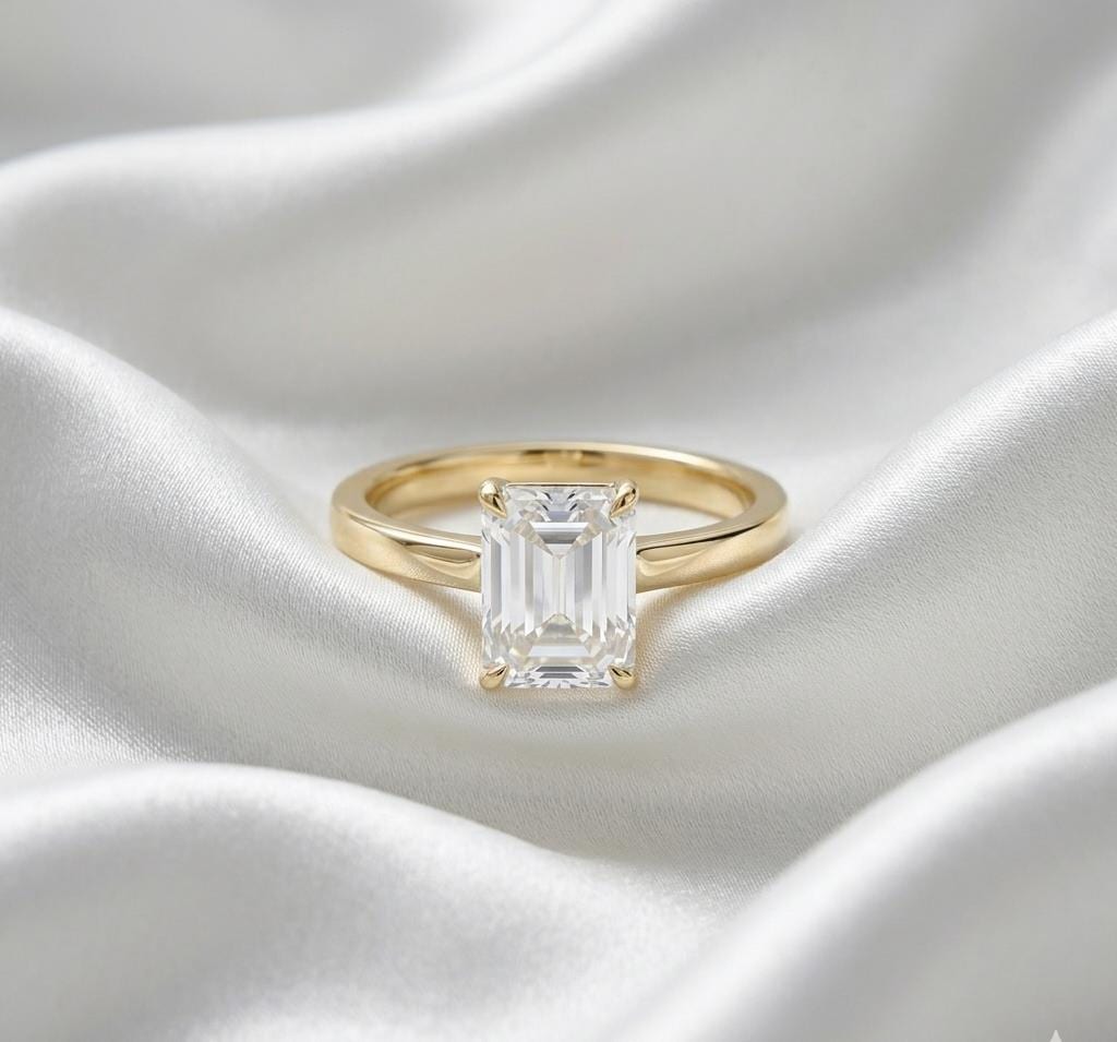 Emerald-Cut Solitary Engagement Ring