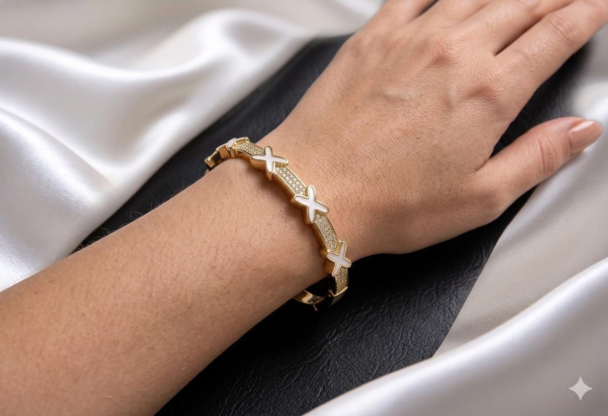 Gold X-Link Pave Crystal Bracelet